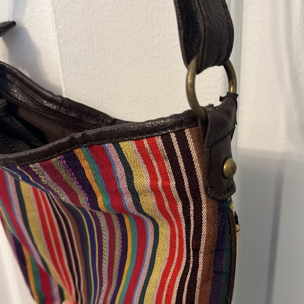 Colorful Striped Faux Leather Crossbody Bag Purse - Picture 7 of 10